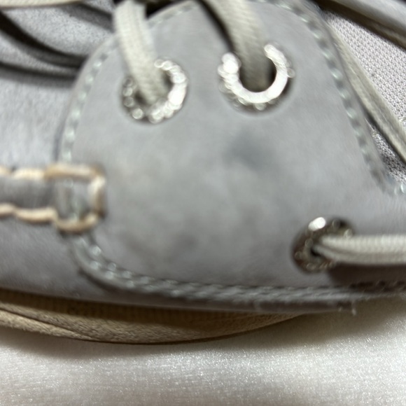 Sperry Top-sided gray leather, size 8.5 shoes with mesh sides - Picture 3 of 10
